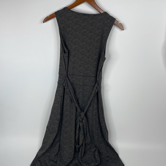 Toad & Co Cue Sleeveless Wrap Dress Size Medium Brown Buffalo Herringbone Print - Picture 6 of 12